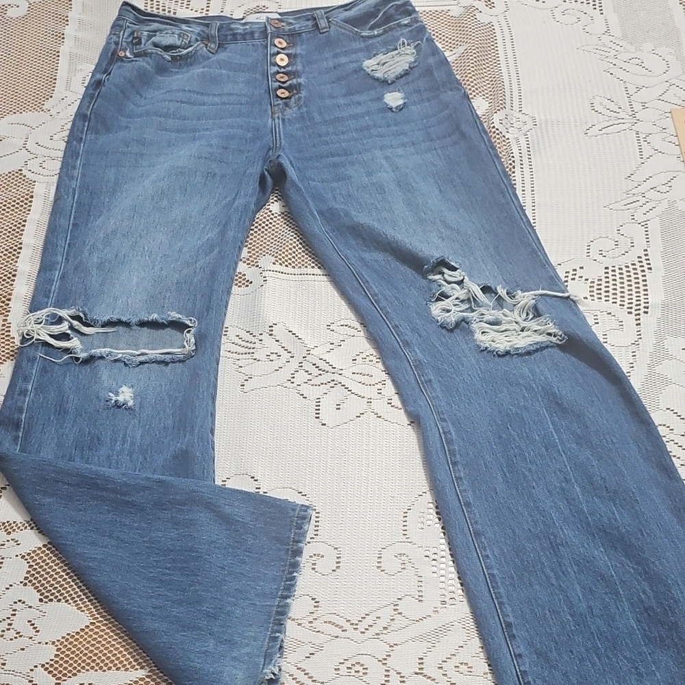 KanCan Distressed Straight Leg Jeans in Blue 100% Cotton